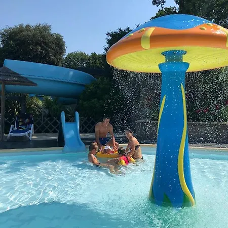 אתר קמפינג Eden 4*